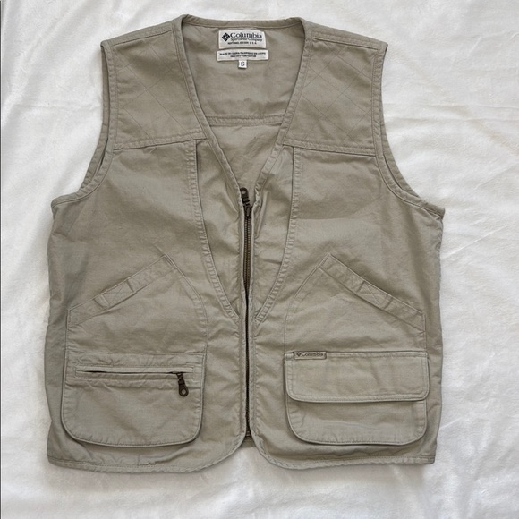 Columbia Khaki Utility Vest - Picture 1 of 14